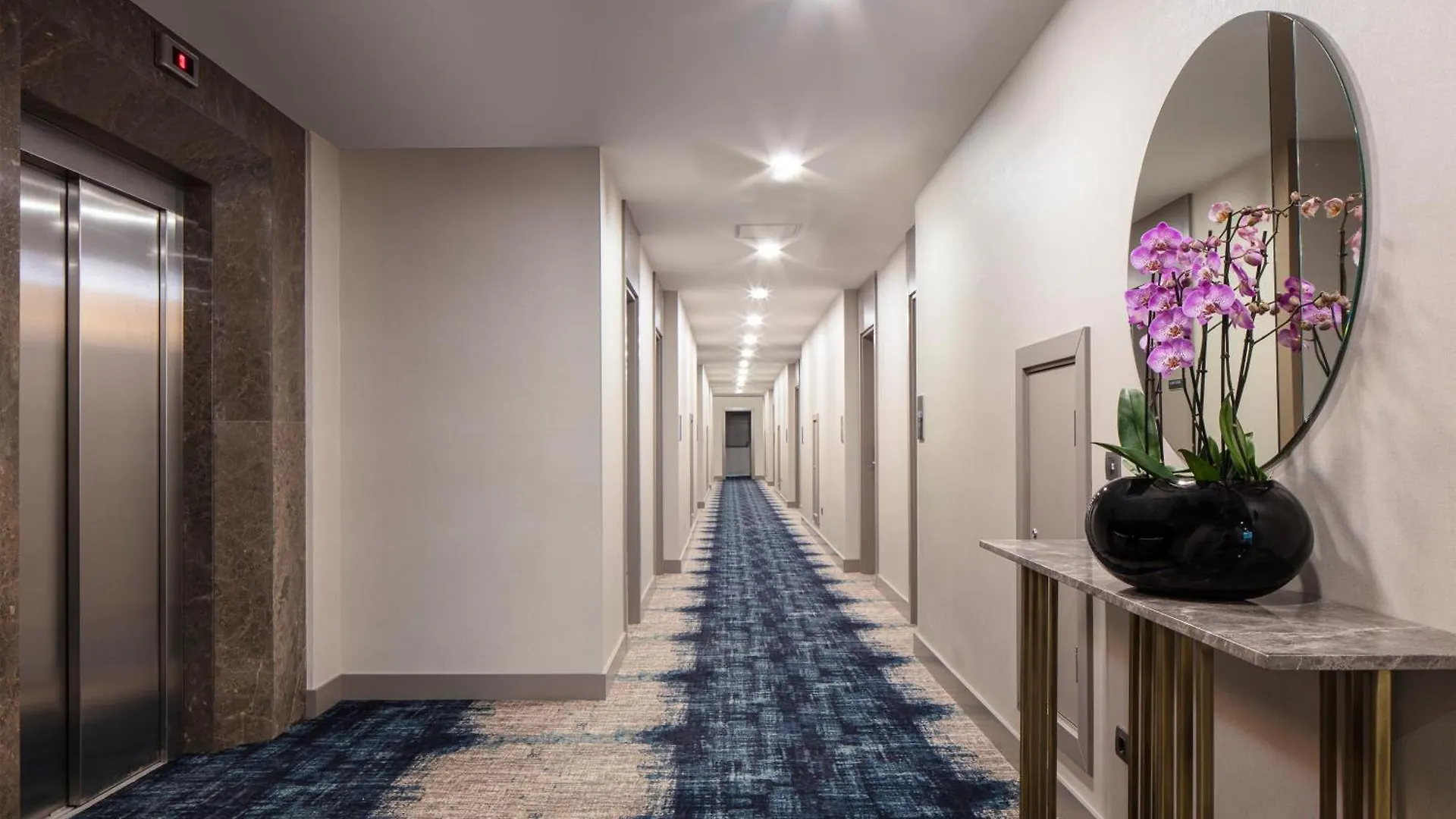 Delta Hotels by Marriott Istanbul Kagithane 5*,