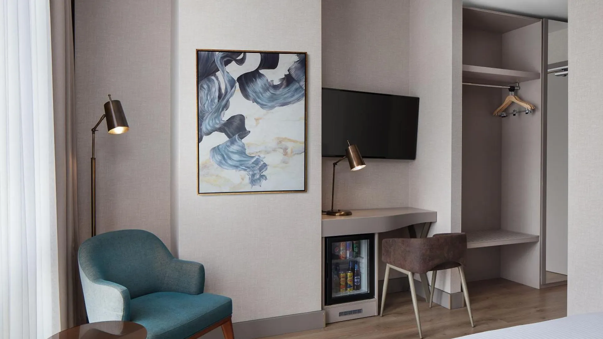 Delta Hotels by Marriott Istanbul Kagithane
